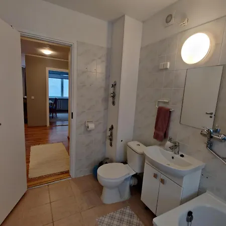 아파트 Cozy Next To Harbor