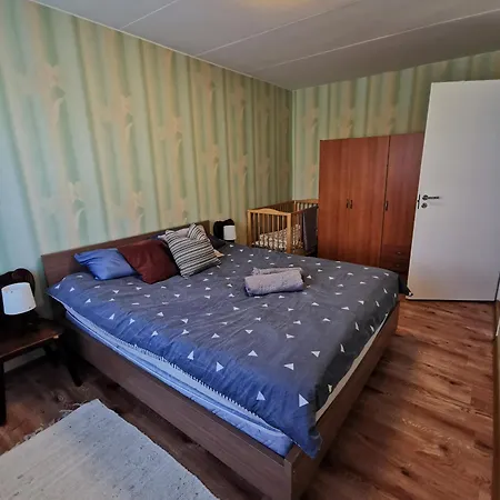 Cozy Next To Harbor Apartament *